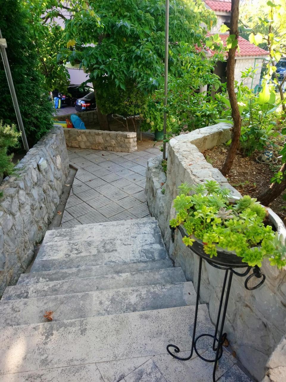 Guesthouse Mario&Marina Makarska Ngoại thất bức ảnh